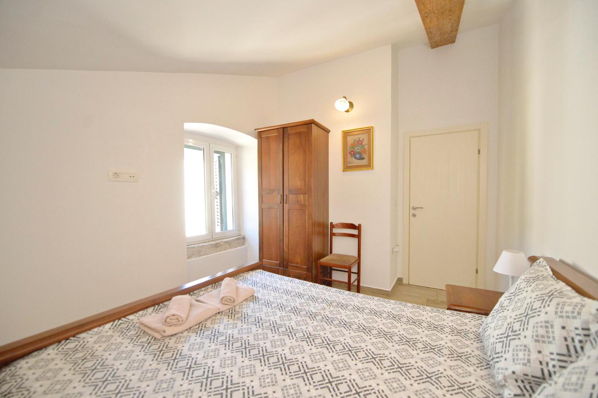 Apartment Old Town View - Romantic & Super Stylish Kotor